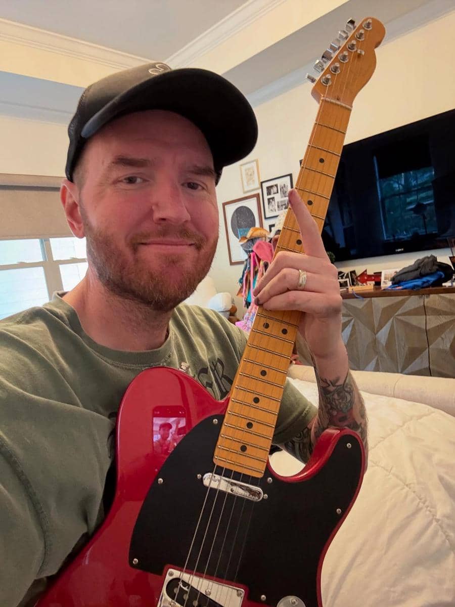 Potret Chad Gilbert, personel band New Found Glory, yang dibagikan melalui akun Instagram xchadballx.