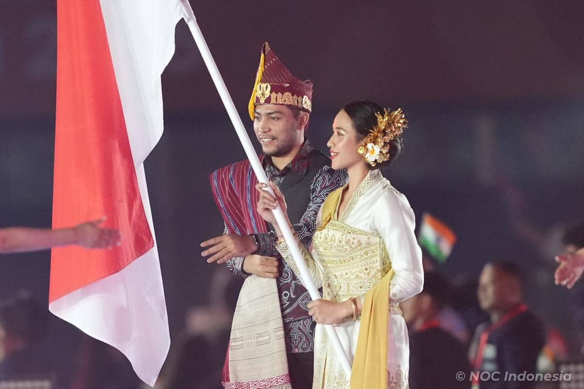 Defile tim Indonesia dalam upacara pembukaan Asian Games 2026 Aichi-Nagoya di Jepang (dok.NOC Indonesia/Tetuko Mediantoro)