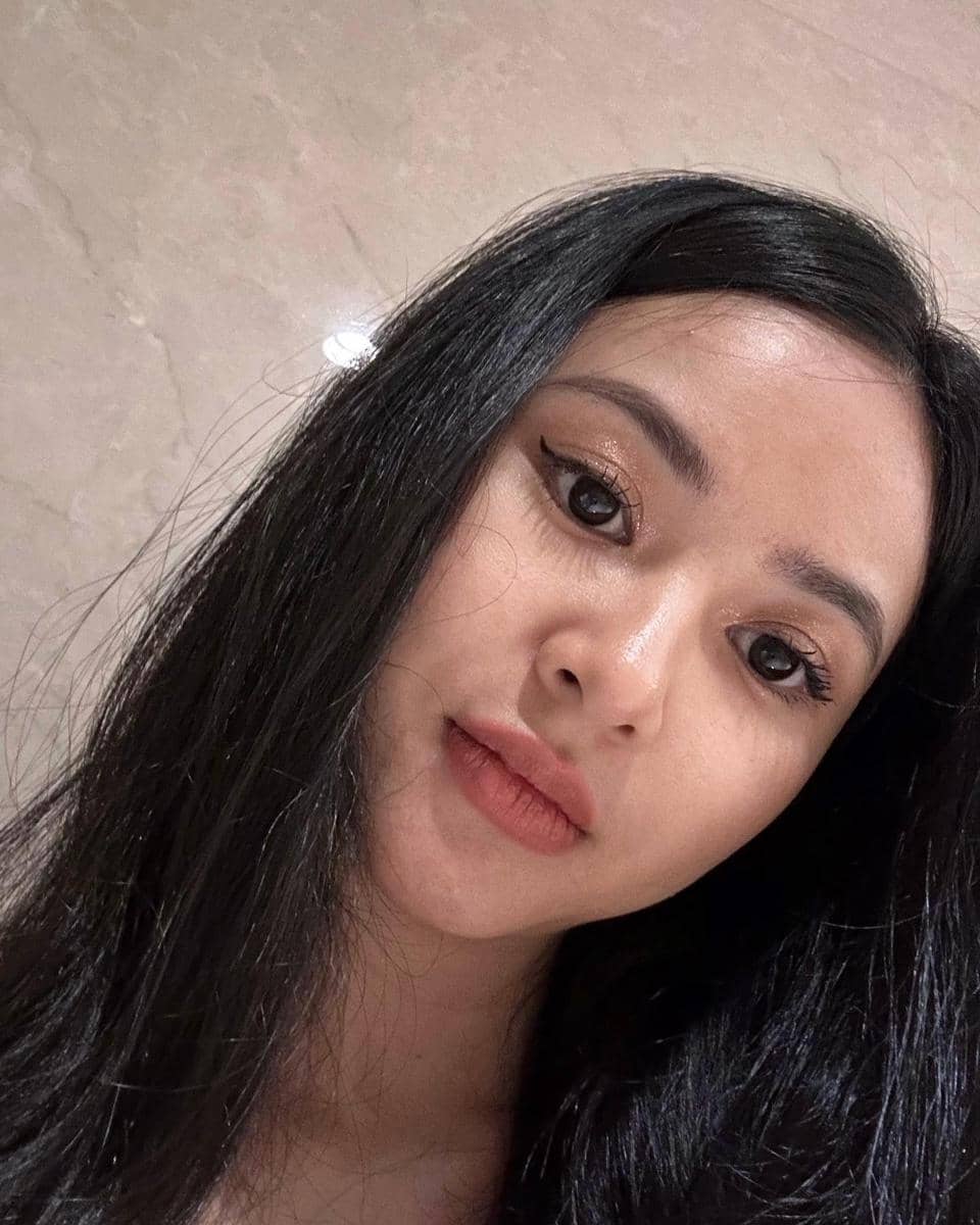 daily makeup Dinda Adzani