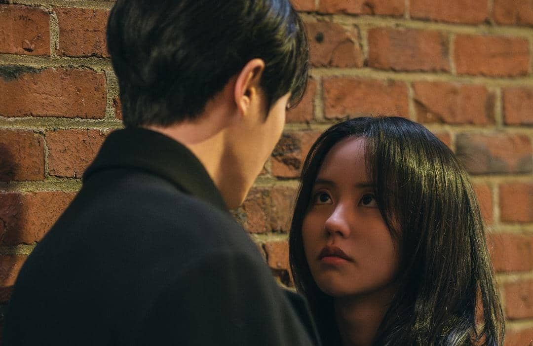 5 Momen Min Jae Mulai Percaya Yoo Jin di Between Steps