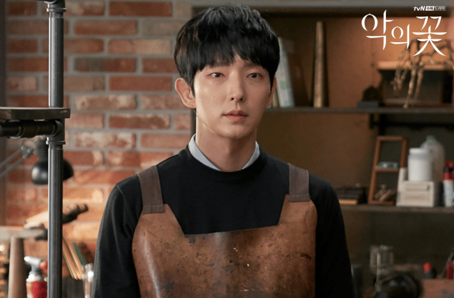 Lee Joon Gi di drama Flower of Evil