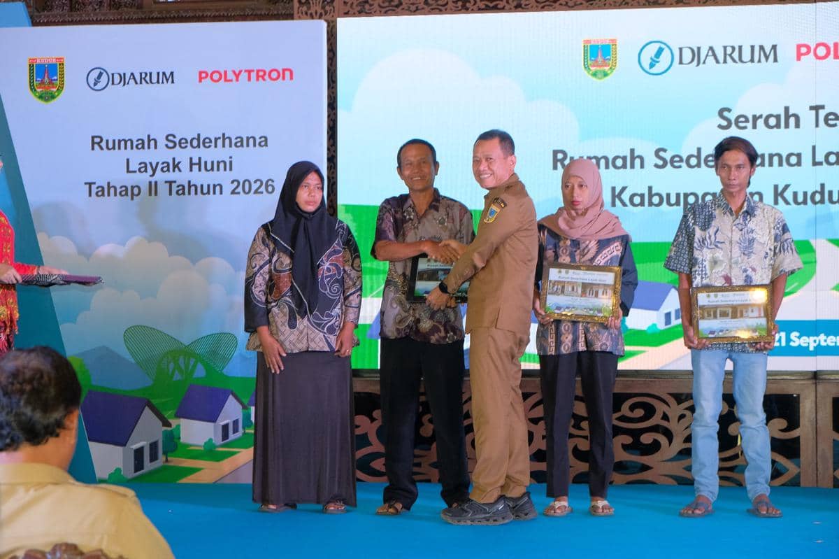 rtlh, rslh, rumah tak layak huni, kudus, djarum, polytron
