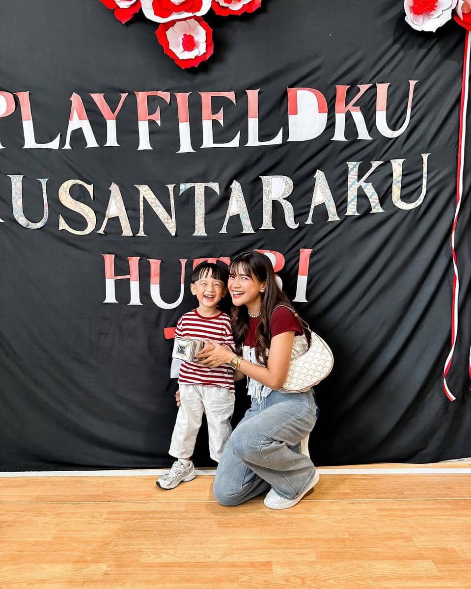inspirasi OOTD ibu dan anak ala Audi Marissa