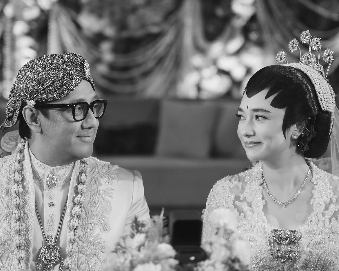 Fakta Pernikahan Andre Taulany dan Amanda Rigby