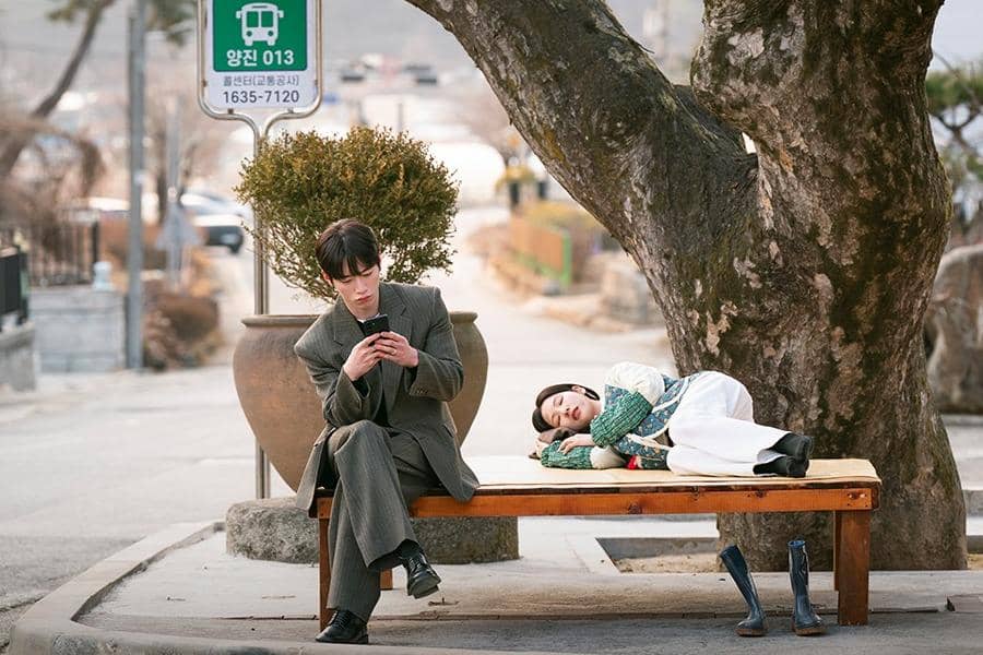 5 Tanda Love Square Mulai Terbentuk di A Love Other Than Yours