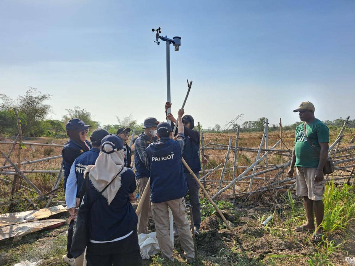 Tim Ekspedisi Patriot IPB Pasang AWS Atasi Kekeringan di Merauke