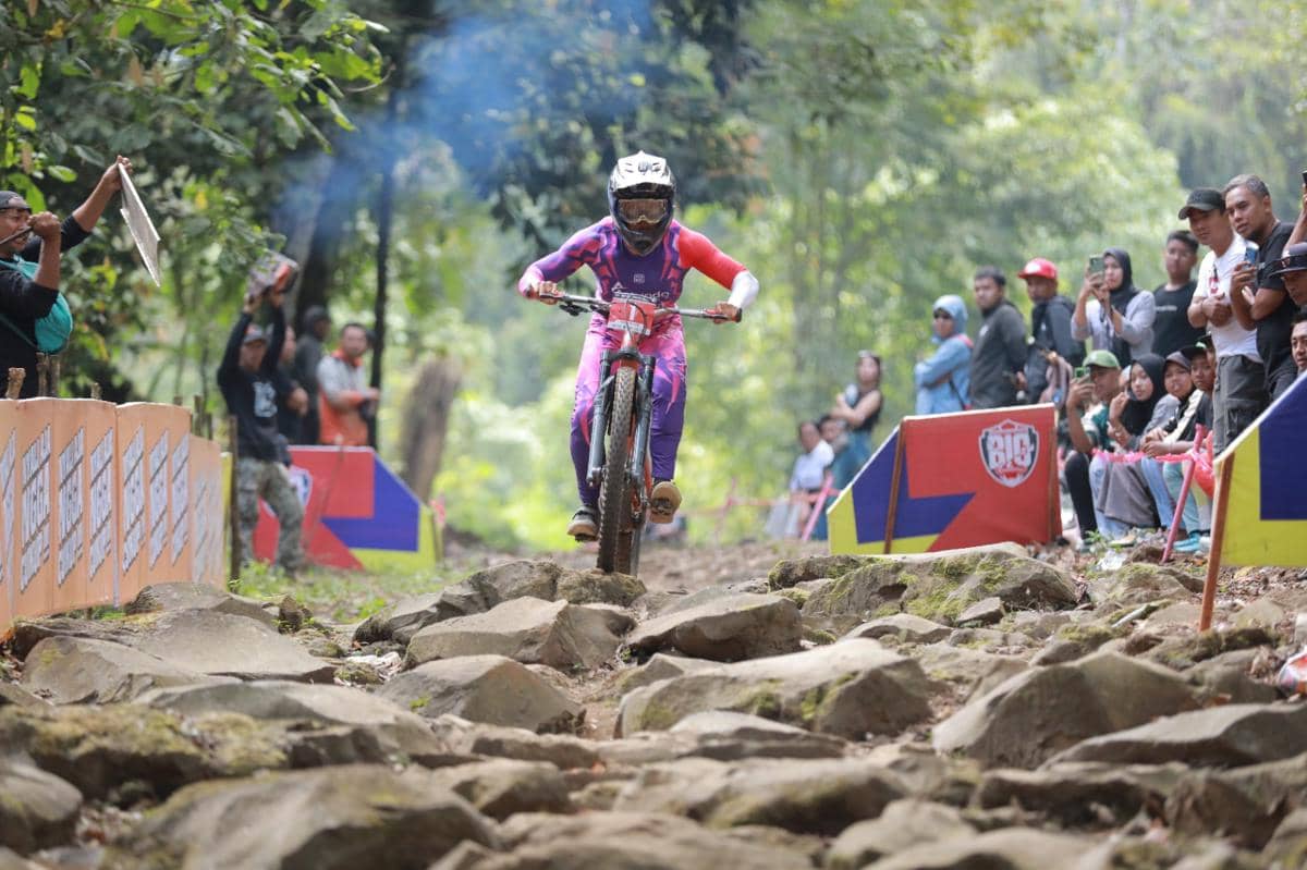 BIG Downhill 2026 Sajikan Persaingan Sengit dan Ekstrem di Lereng Ijen