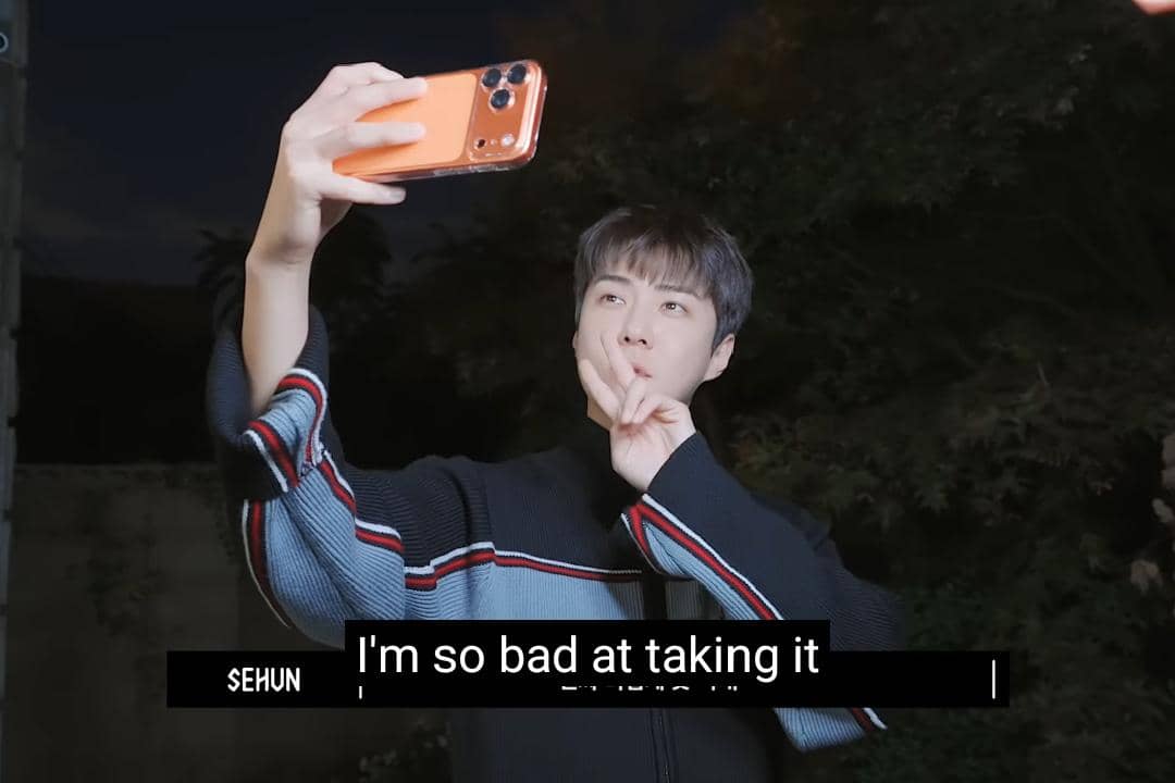 Sehun EXO menyadari perihal dirinya yang kurang ahli dalam urusan selfie