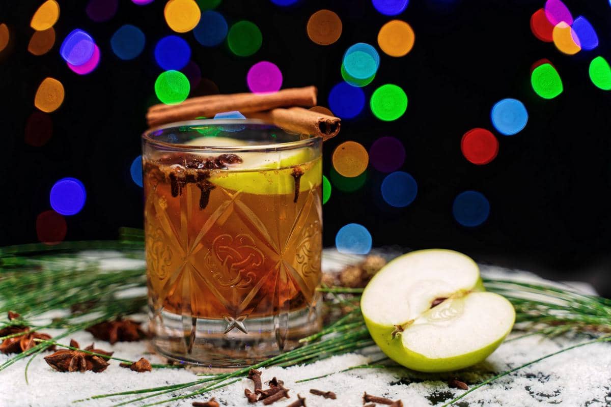 Resep Jahe Apel Kayu Manis, Minuman Hangat untuk Temani Waktu Santai