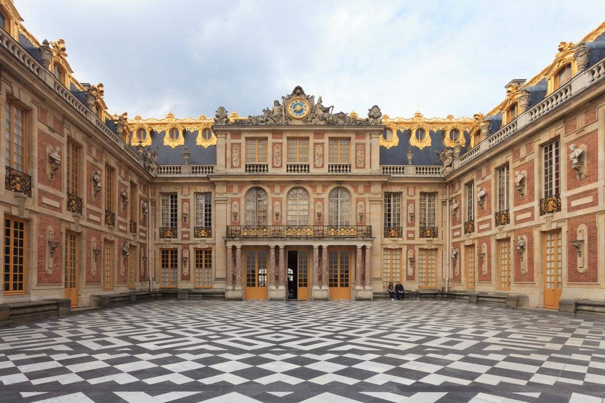 Versailles