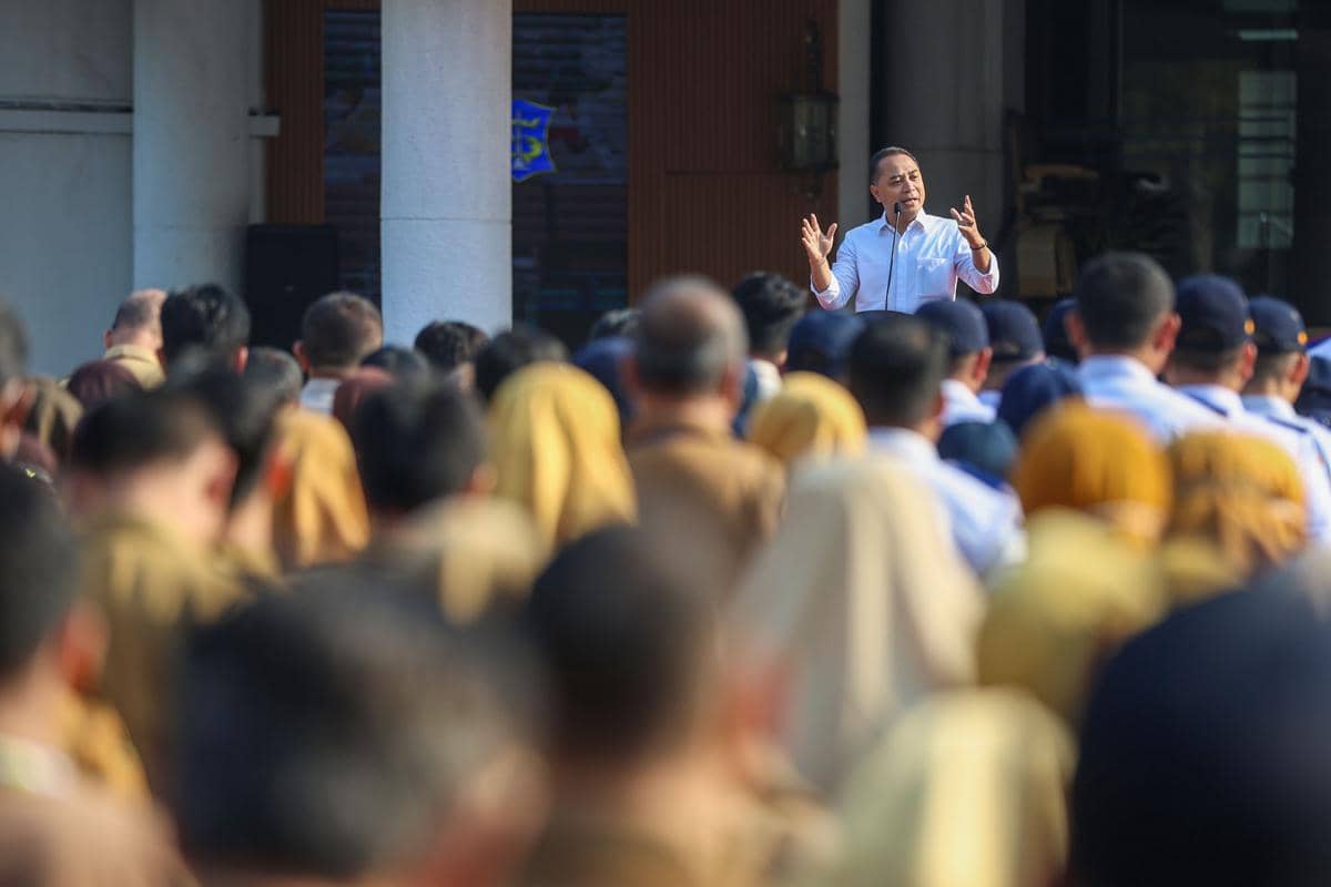 Warga Surabaya Tenang Saja, Pemberian Bansos Tak Berpatok pada Desil