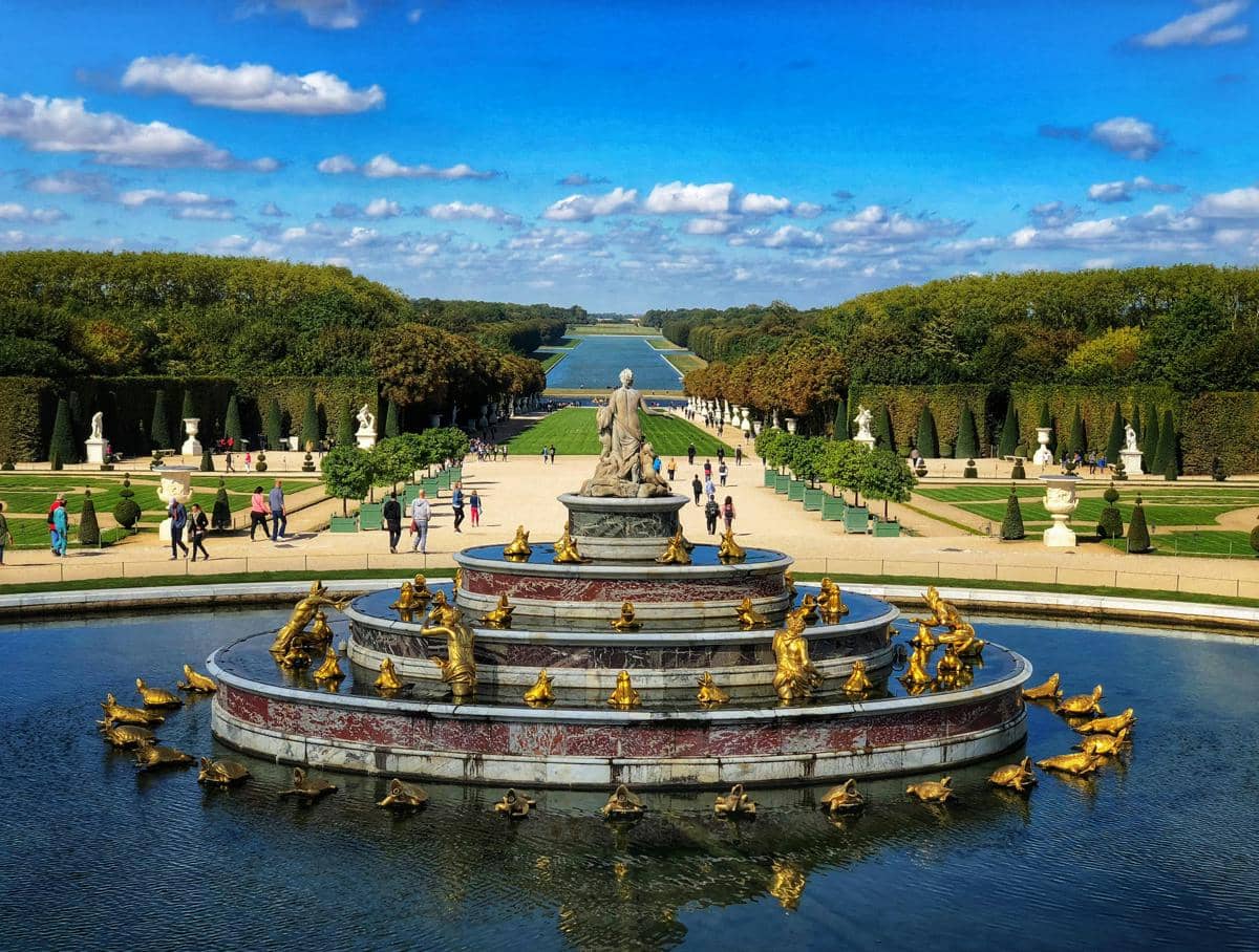 Paris Terlalu Ramai, Haruskah Versailles Masuk Itinerary?
