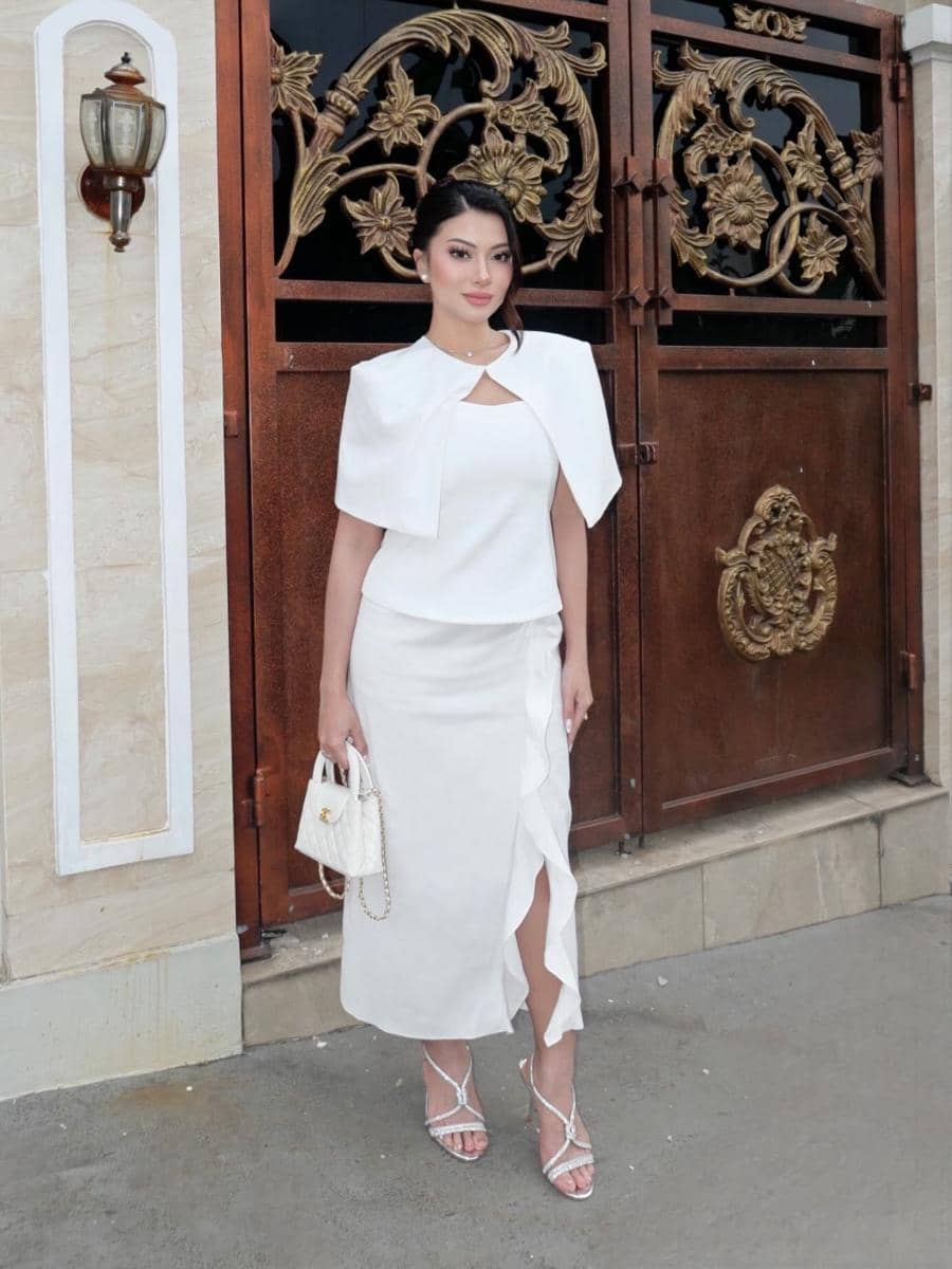 outfit classy Hanum Mega