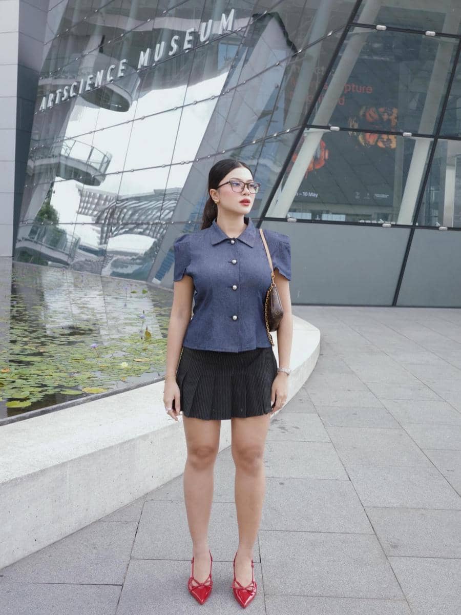 outfit classy Hanum Mega