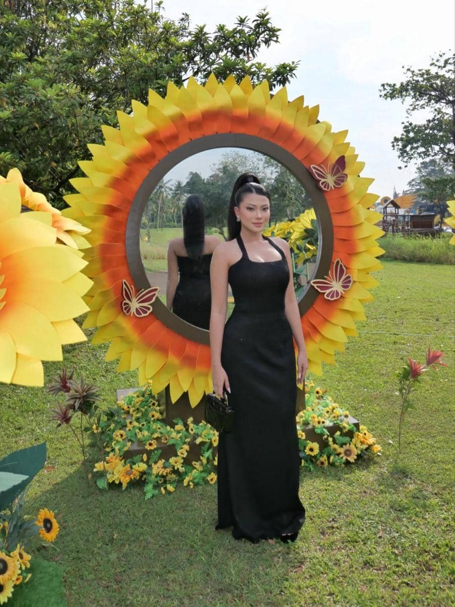 outfit classy Hanum Mega
