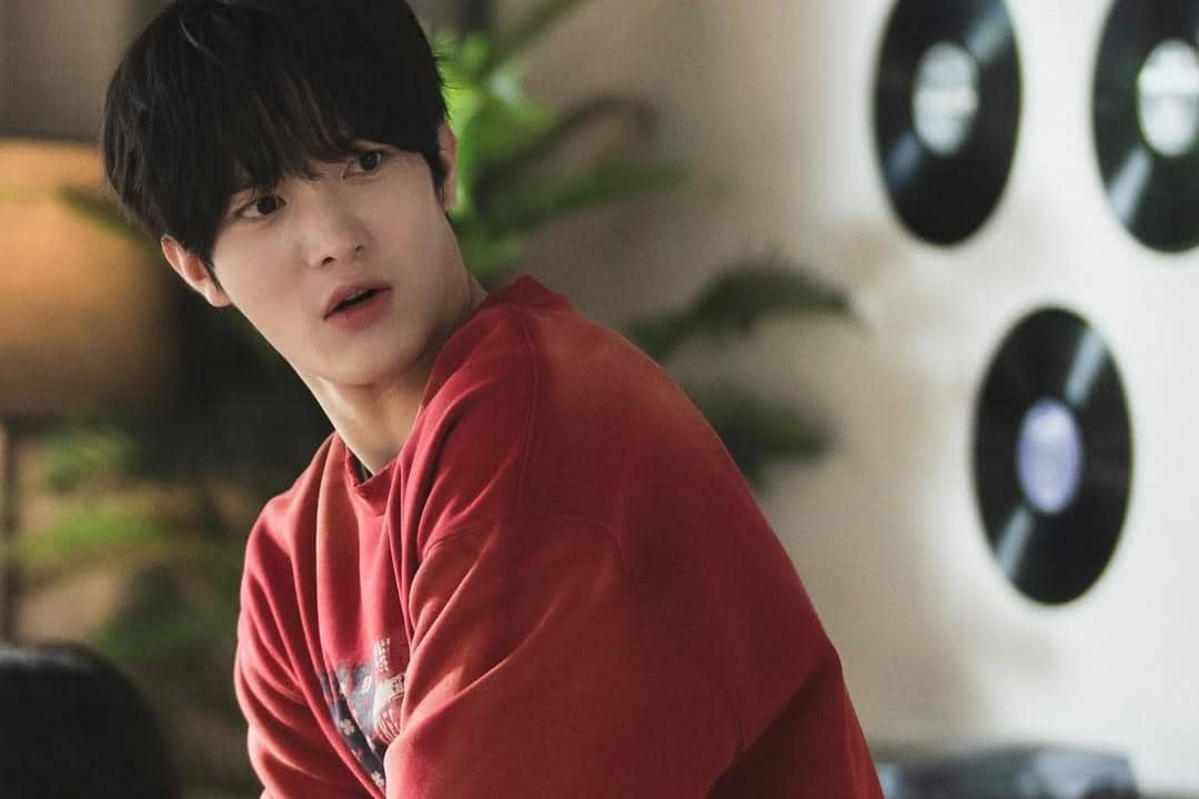 still cuts drama Dive Into You