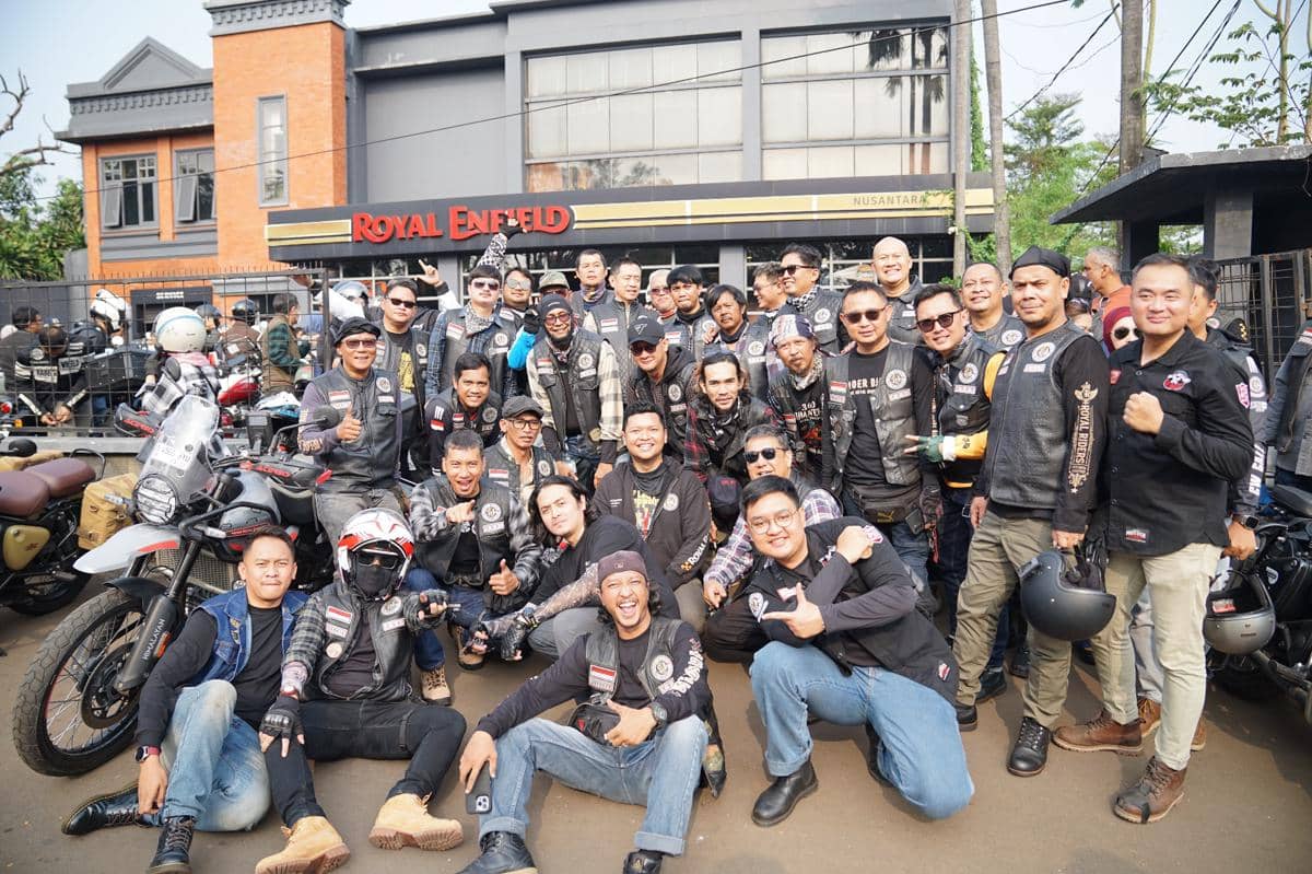 Para peserta mengikuti kegiatan di Indonesia yang dihadiri sebanyak 2.032 orang dalam dokumentasi RE.