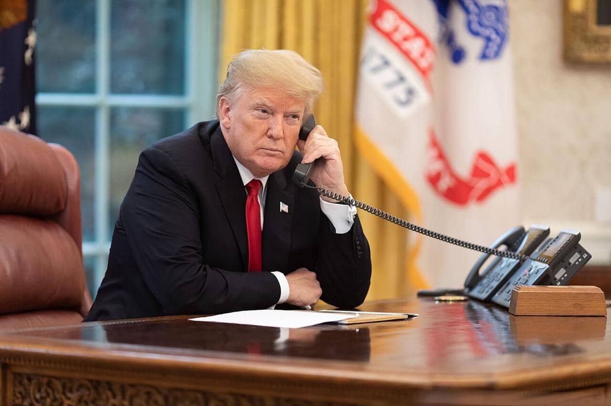 Trump Digugat Tiga Media Besar Usai Cabut Akses ke Gedung Putih