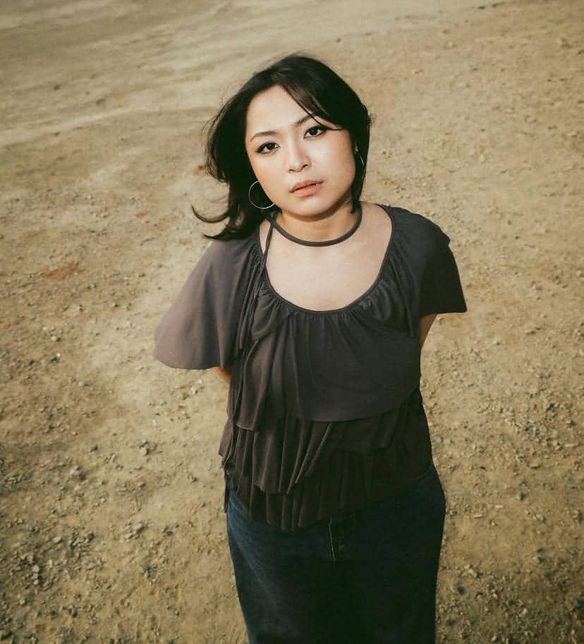 Potret Bernadya dalam unggahan akun Instagram @bernadyaribka yang memperlihatkan wajahnya dari jarak dekat.