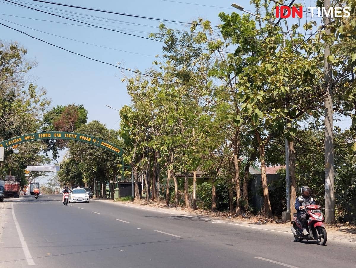 Cuaca Semarang Awal Pekan: Panas Ekstrem Tembus 34 Derajat, Sumuk Gerah Pol Lur!