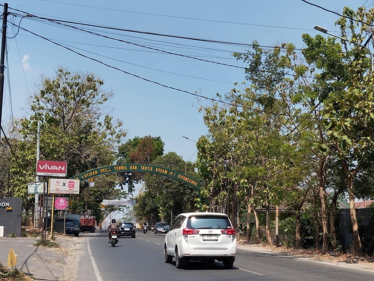 Cuaca Semarang Cerah Terik Panas hingga 35°C, Pesisir Pantura Waspada Ancaman Rob!