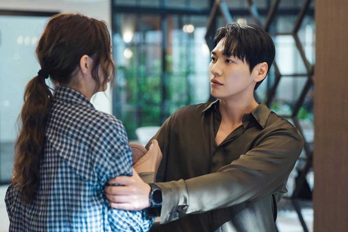 Still cut Take Charge of My Heart