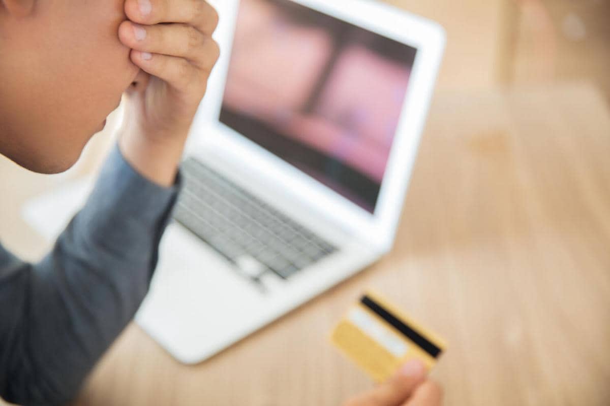 Waspada Penipuan Mengatasnamakan Bank, Jangan Angkat Telepon Asing!