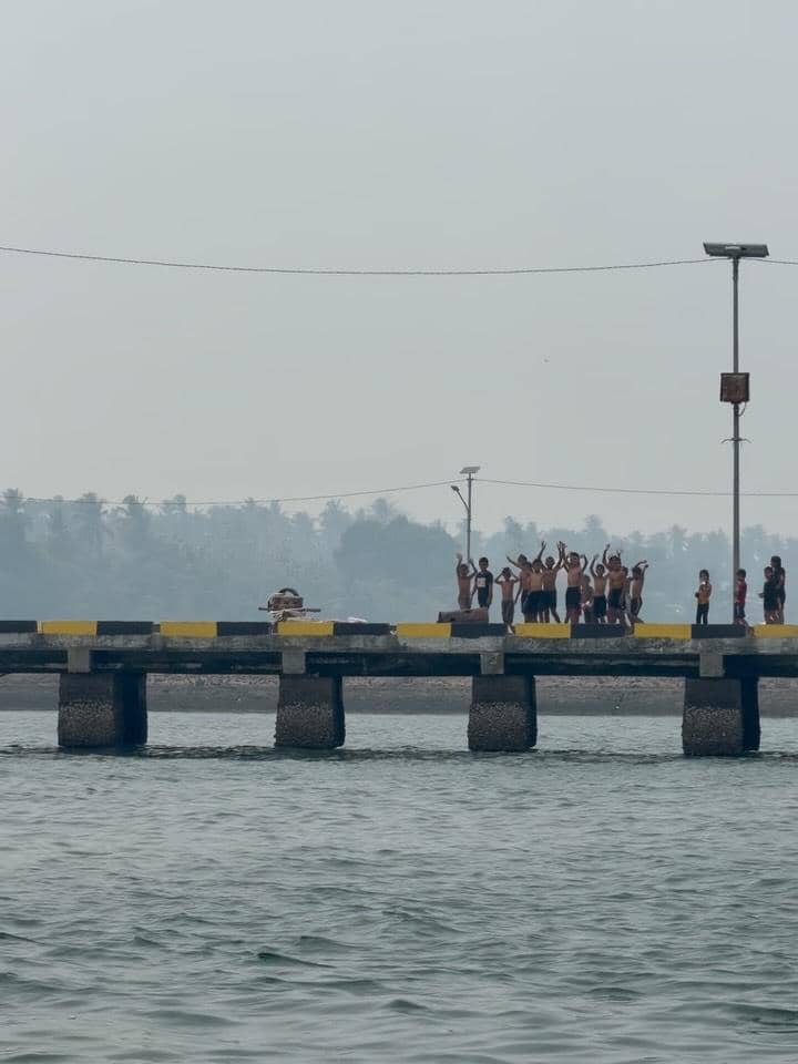 Ria Ricis saat liburan di Ternate