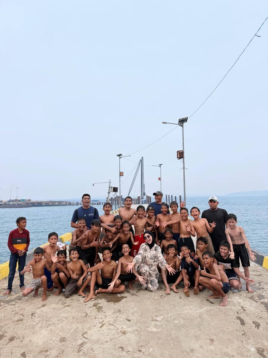 Ria Ricis saat liburan di Ternate