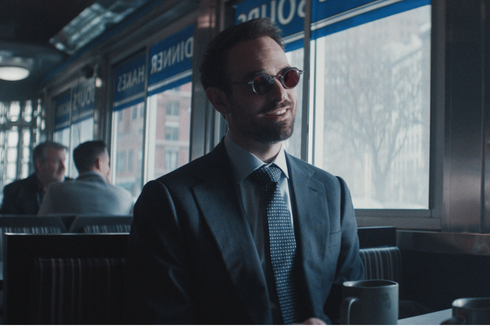 Still cut serial Daredevil: Born Again produksi Disney+ yang menampilkan adegan dari tayangan tersebut.