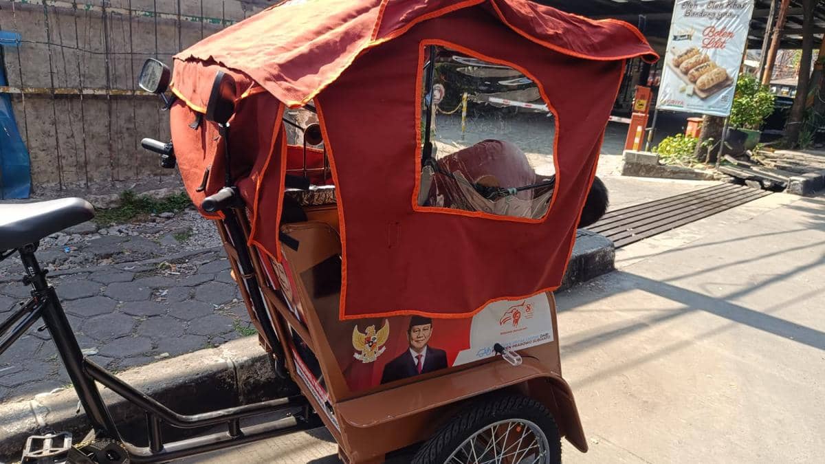 Pemkot Bandung Koordinasikan Operasional dan Isi Daya Becak Listrik