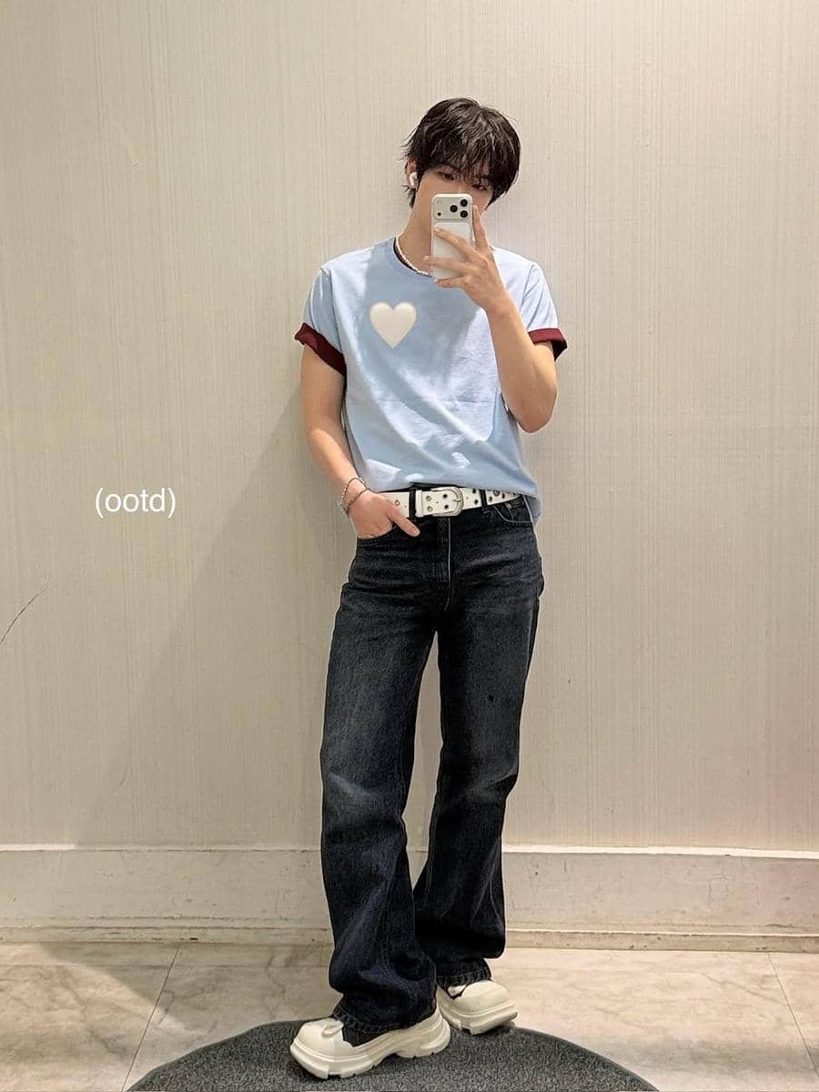 padu padan outfit ke pasar malam ala Allen CRAVITY