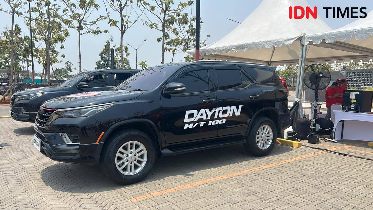 Ban mobil merek Dayton yang resmi dipasarkan dan mengaspal di Indonesia sebagai pilihan baru bagi pengendara.