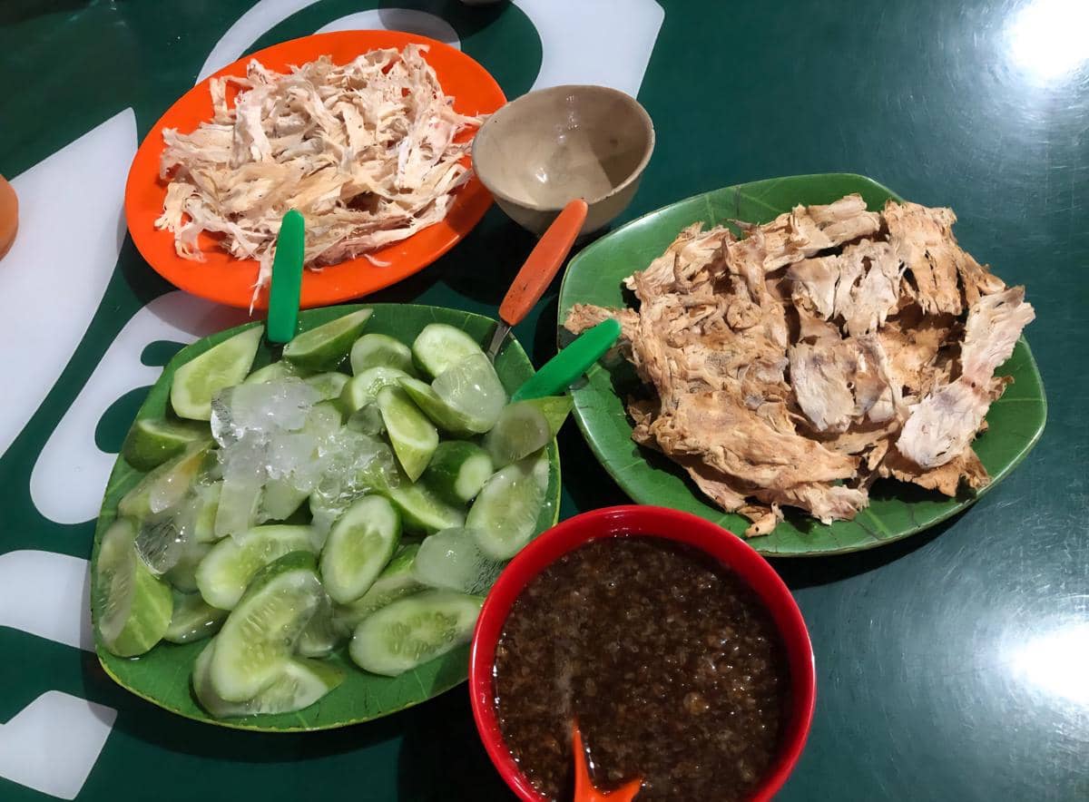 Ilustrasi sotong pangkong yang dibagikan melalui akun Instagram david.sutiono, menggambarkan sajian kuliner tersebut.