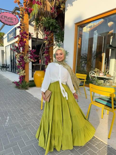 Nuha Shukry mengenakan busana OOTD untuk liburan, sebagaimana dibagikan melalui akun Instagramnya.
