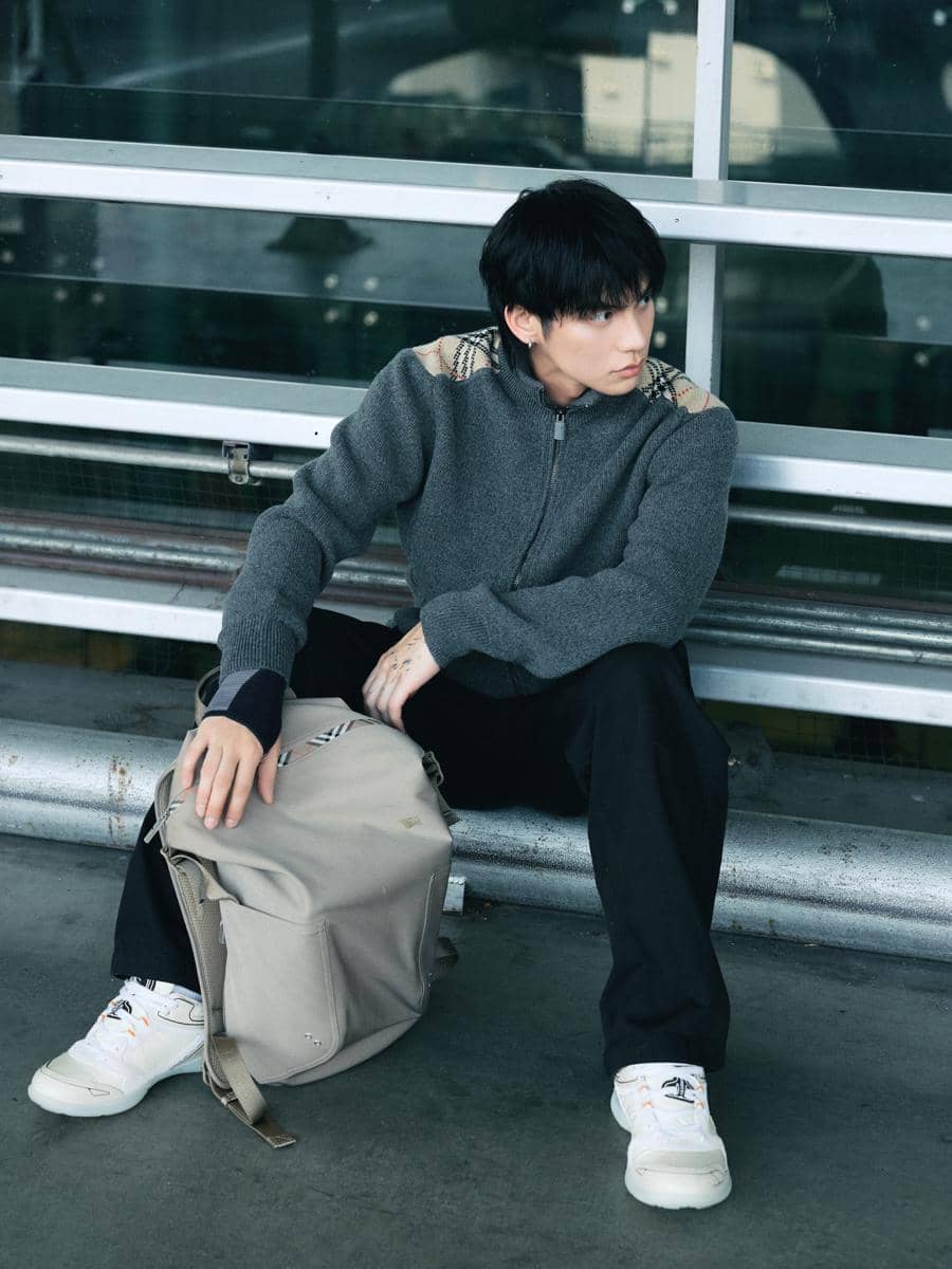 OOTD Bright Vachirawit