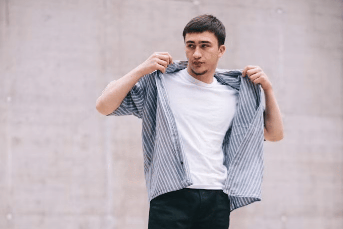 tips layering outfit konser anti gerah