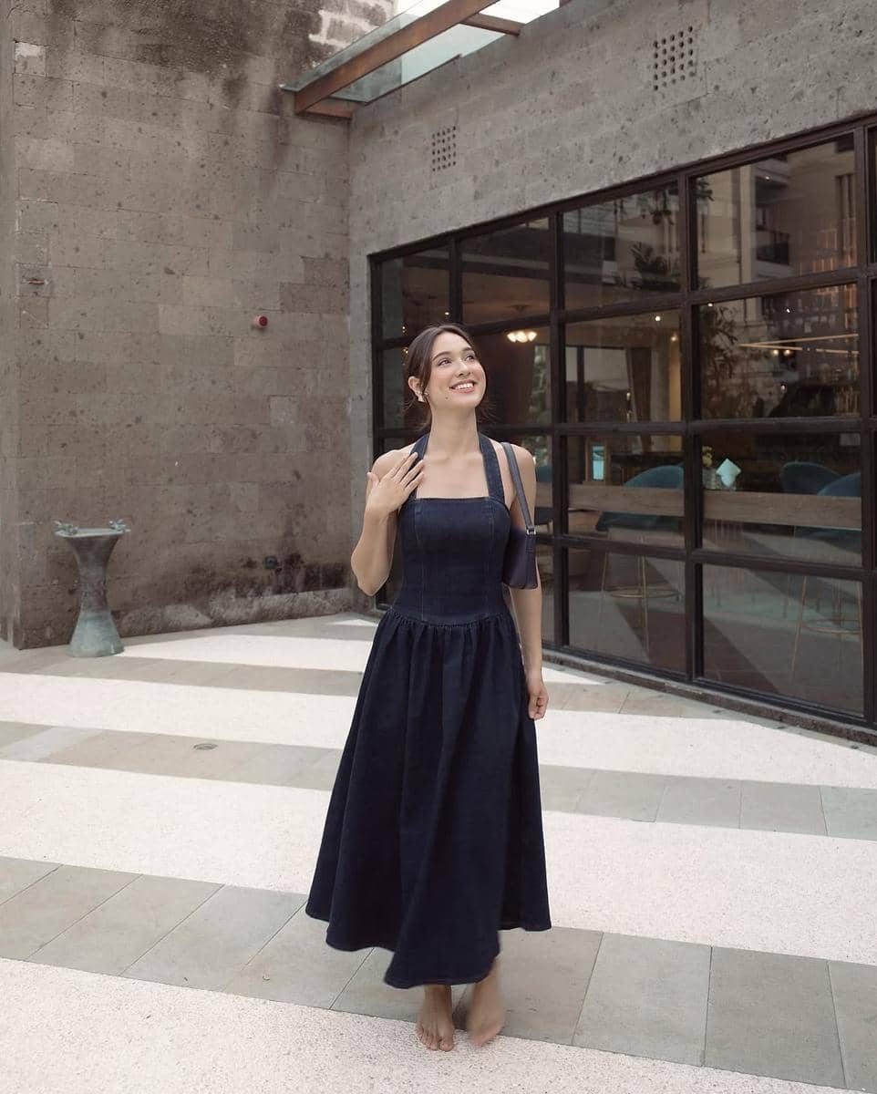 gaya outfit dress ala Yasmin Napper
