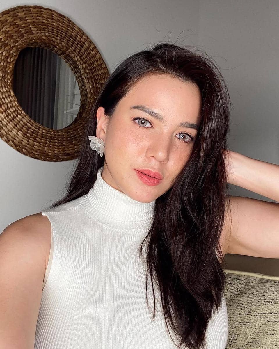 inspirasi makeup buat acara formal ala Alice Norin