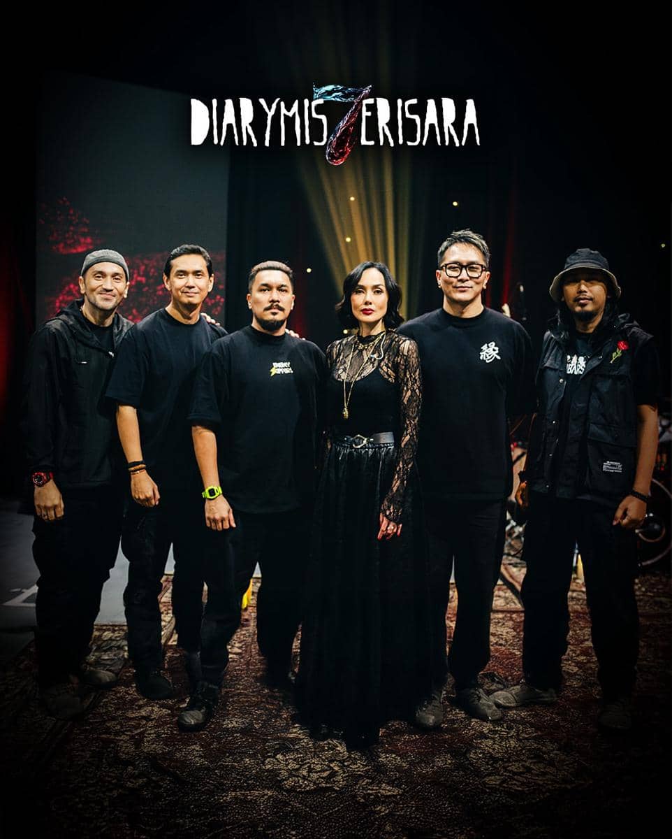 Demian Aditya bersama tim DMS