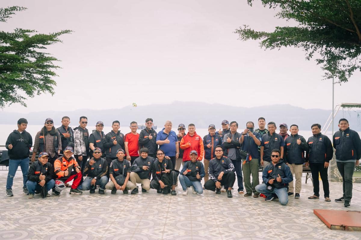Suasana awal perjalanan touring yang dimulai pada Jumat, 18 September 2026, dalam dokumentasi Repsol.
