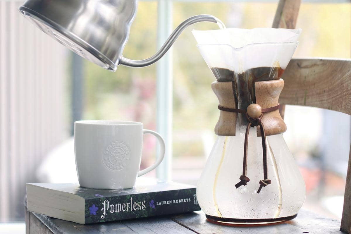 ilustrasi gooseneck kettle