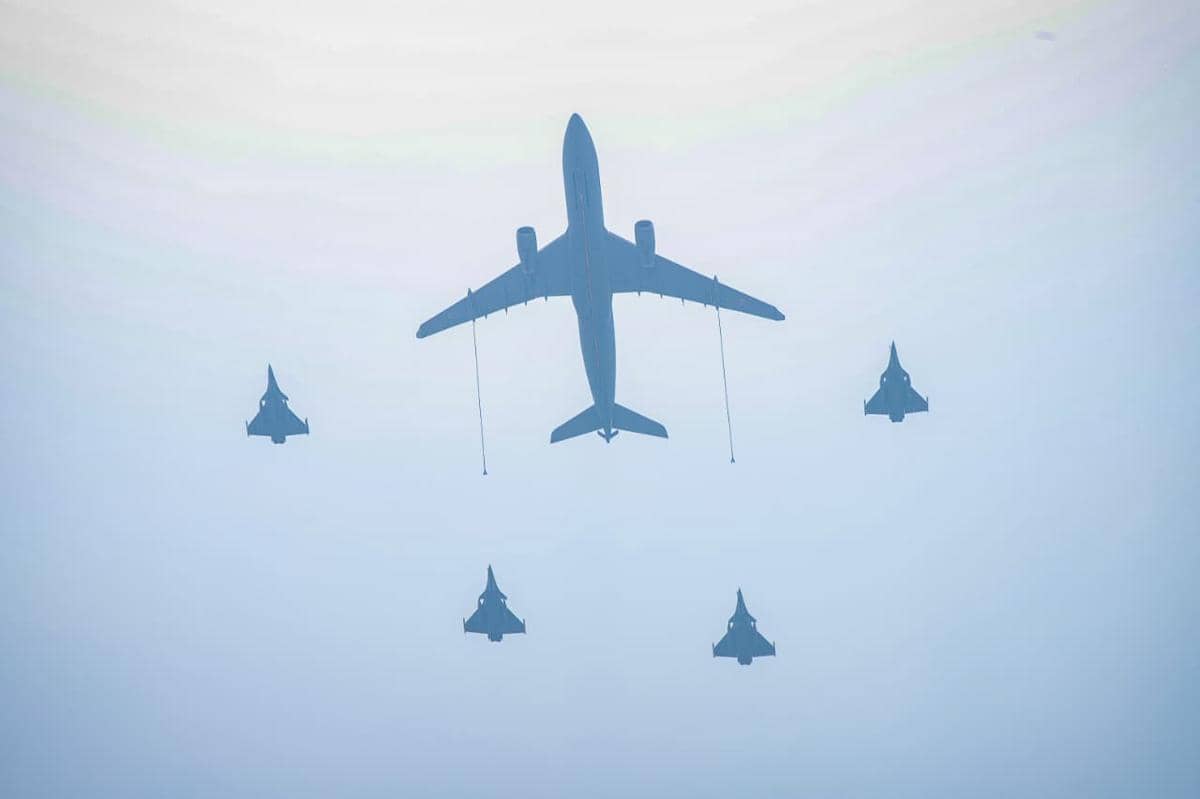Momen Rafale TNI AU Berhasil Isi BBM dari Airbus A330 di Udara