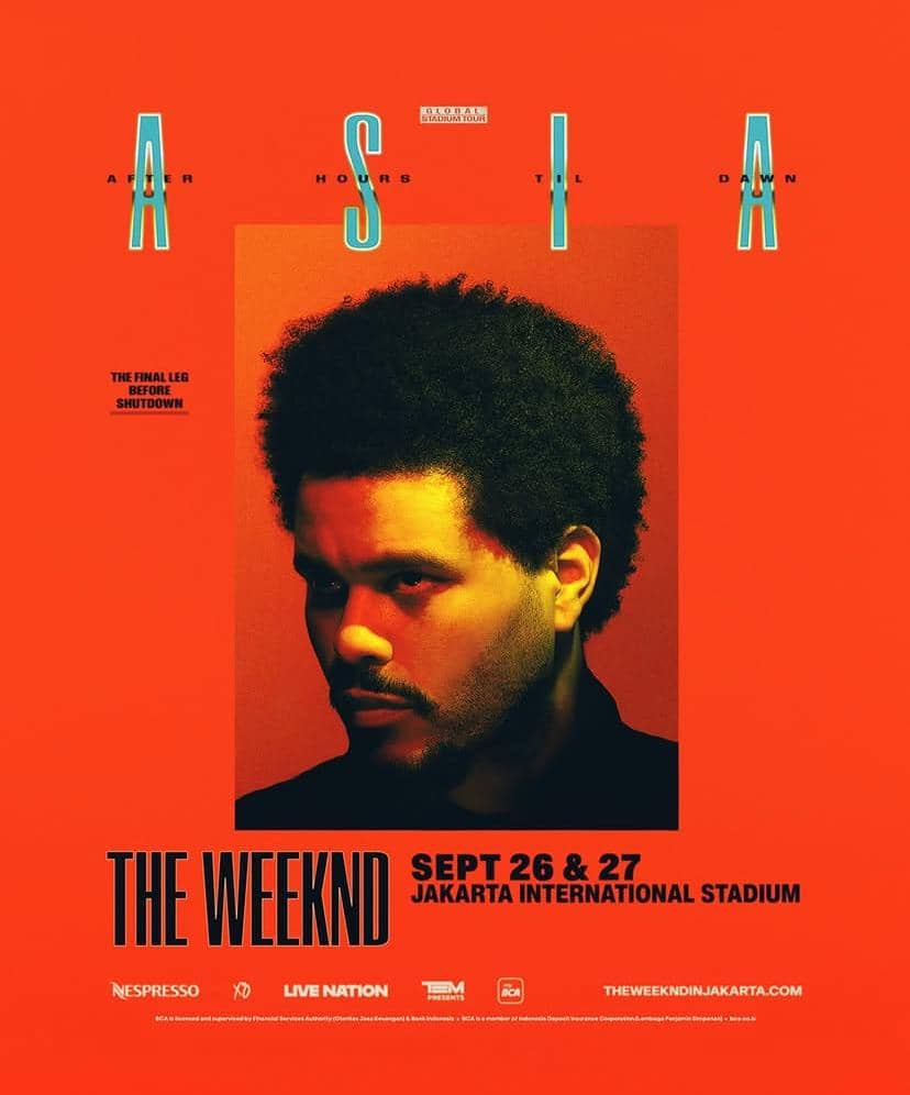 Suasana konser The Weeknd dalam rangka After Hours Til Dawn Tour di Jakarta International Stadium (JIS).