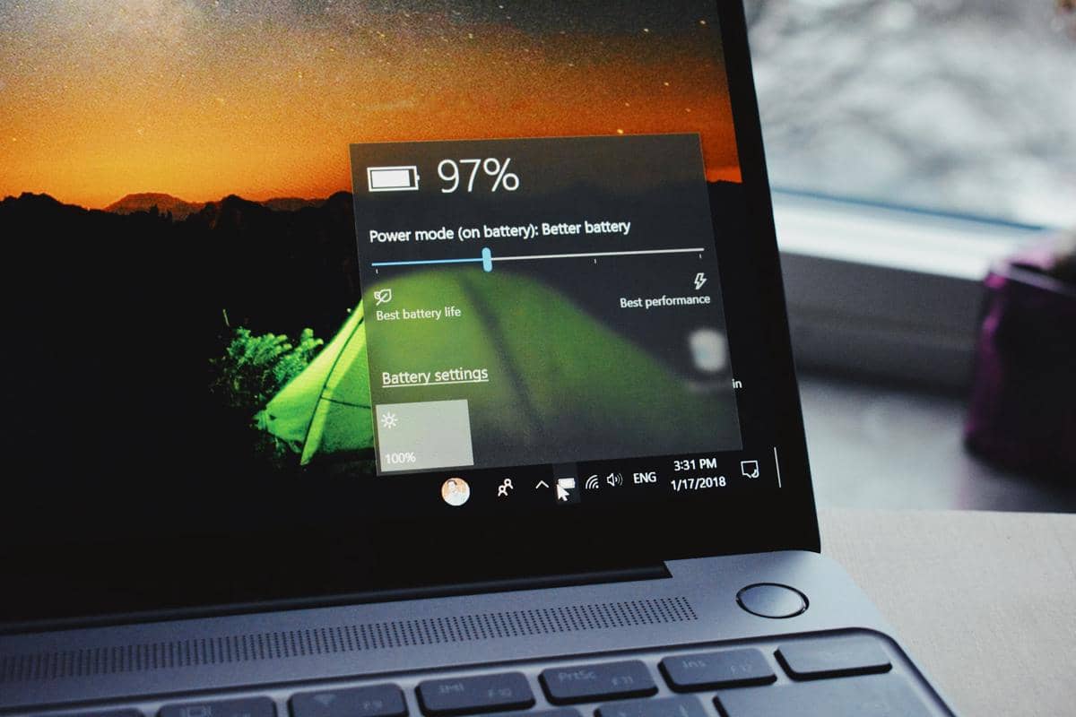 ilustrasi baterai laptop