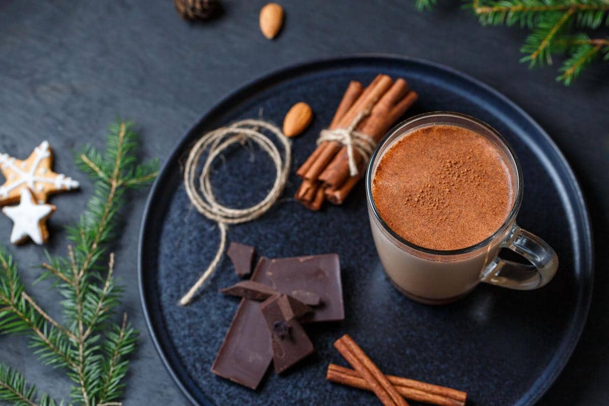 Resep Hot Chocolate Cinnamon yang Creamy, Asyik untuk Teman Santai