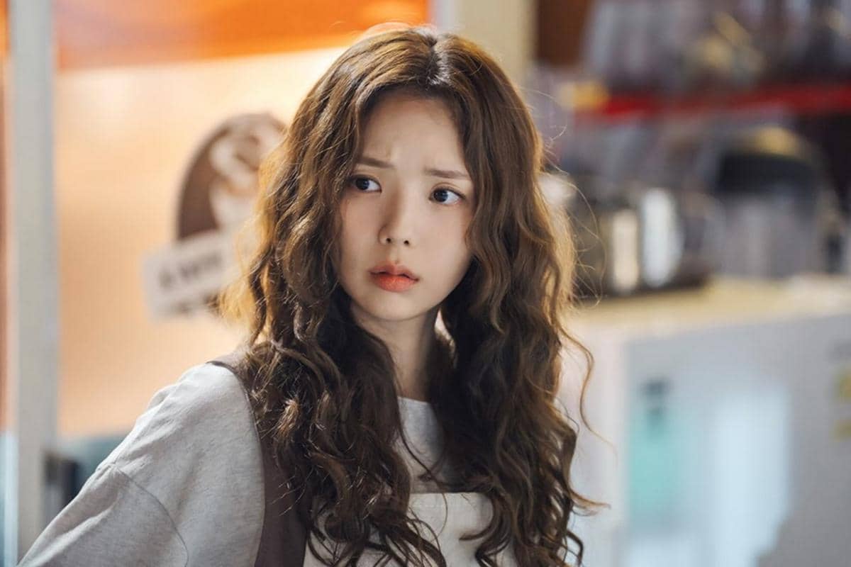 7 Still Cuts Chae Soo Bin di Drakor Take Charge of My Heart