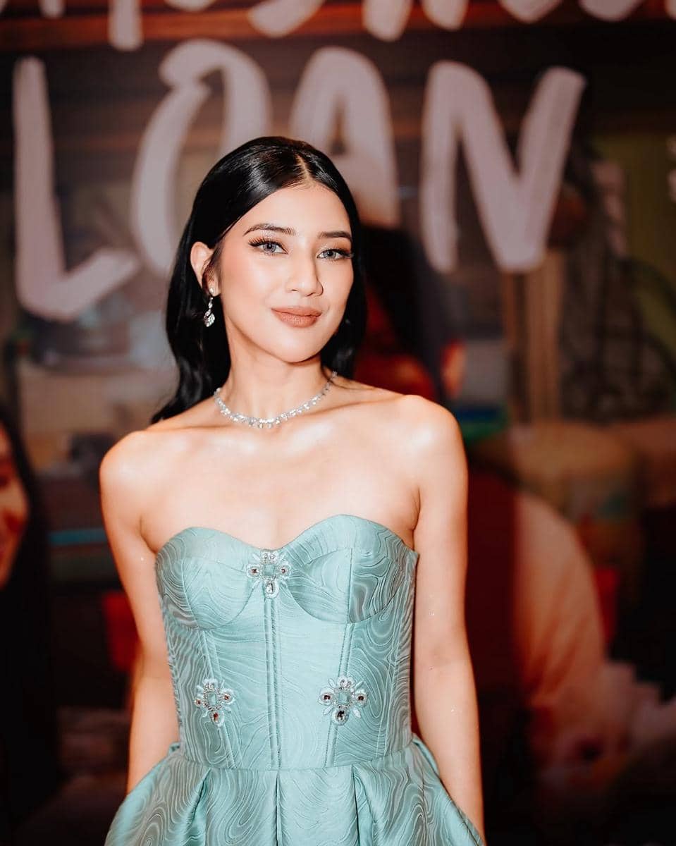 referensi makeup kondangan ala Fita Anggriani