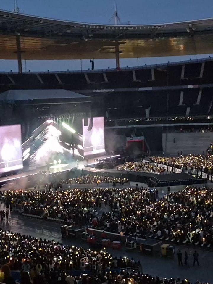 Gracia Indri nonton konser BIGBANG di Paris