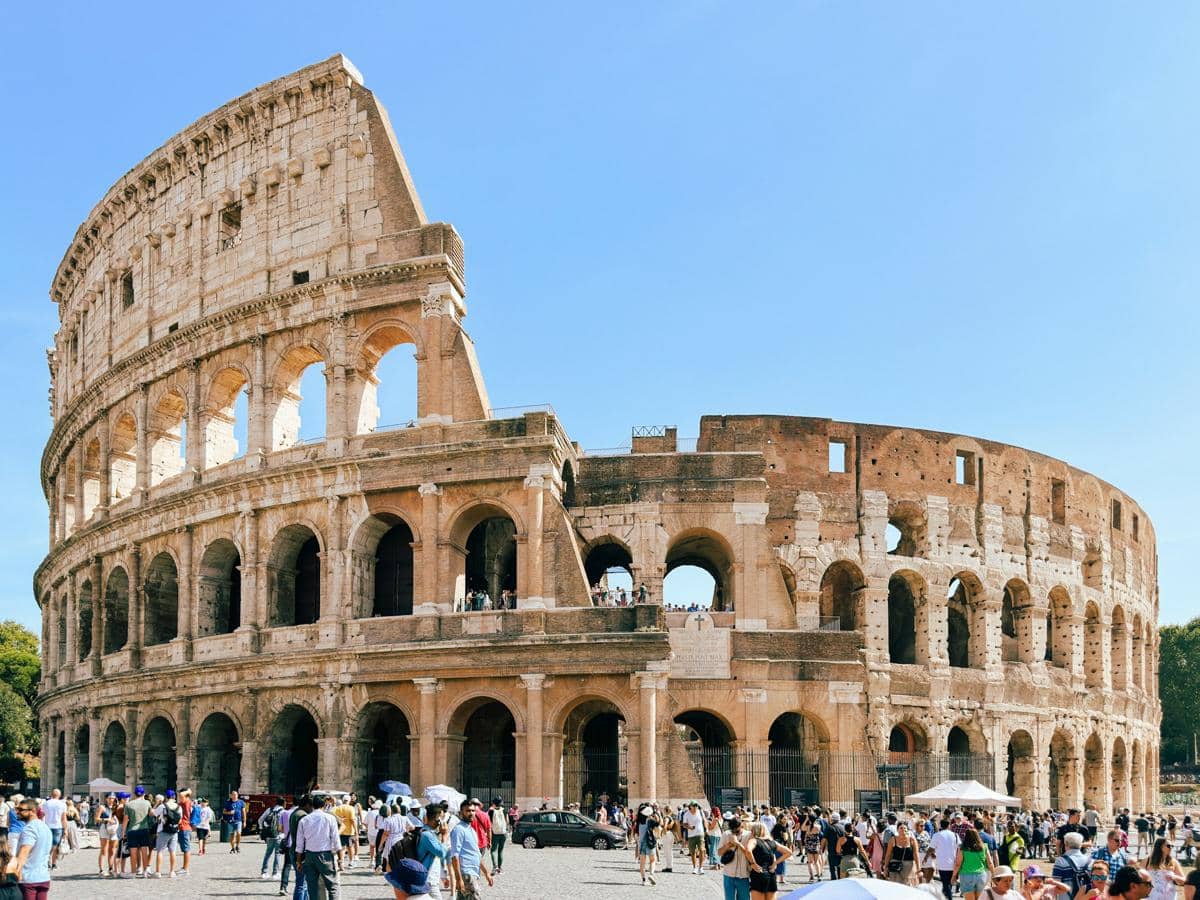 Pekerja Tewas Terjatuh, Colosseum di Italia Ditutup Sementara
